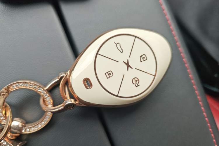 Used XPeng P7 2020 670E Vehicle Key