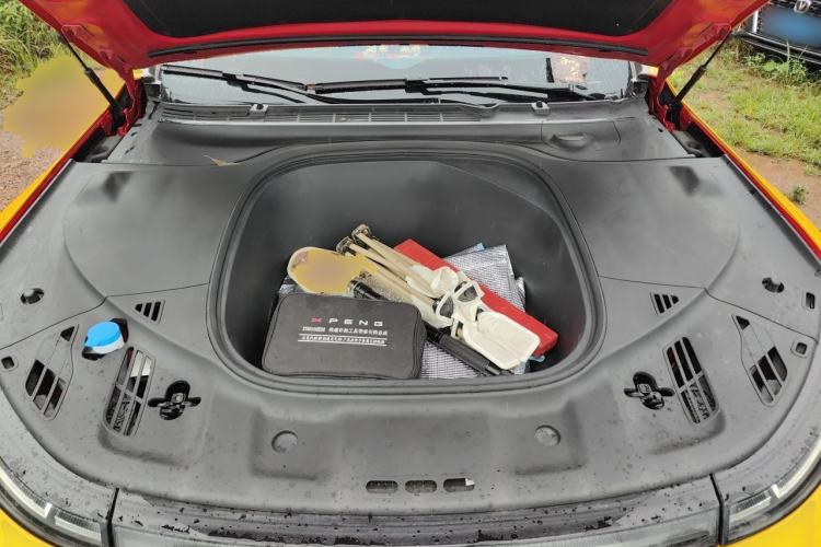 Used XPeng P7 2020 586E Engine Bay