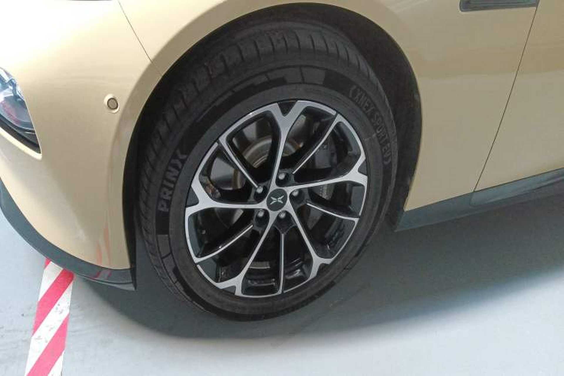 Used XPeng P7 2020 670E Exterior 2