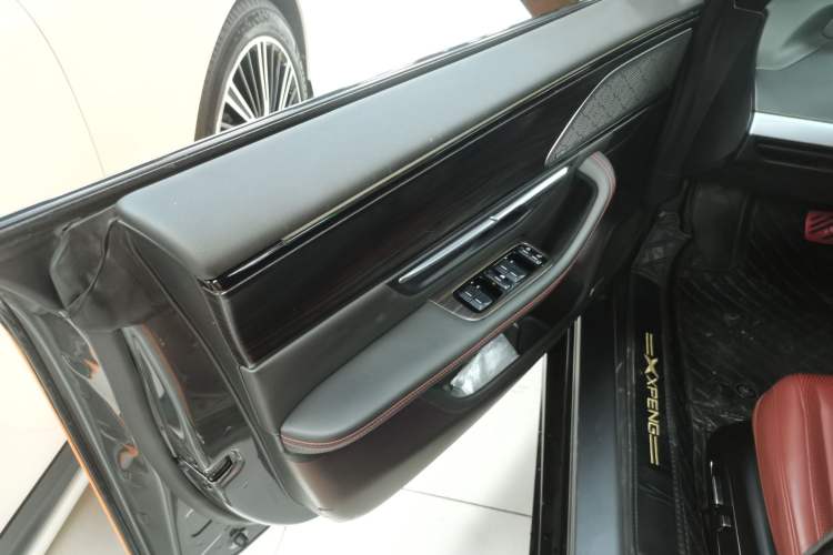 Used XPeng P7 2020 670N Left Front Door Interior