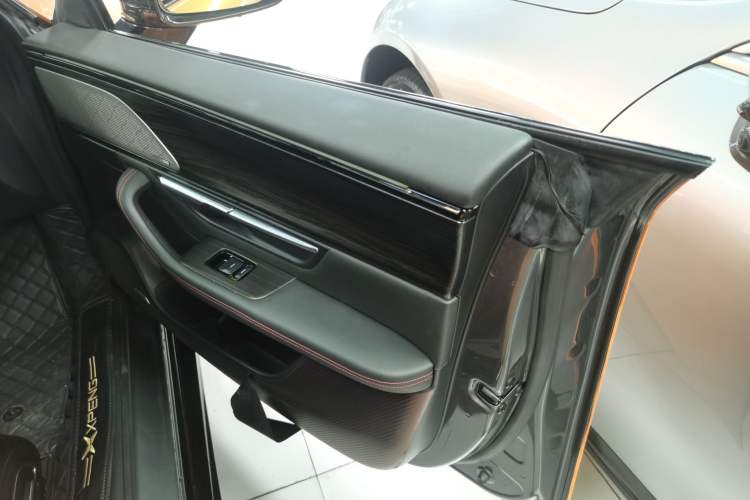 Used XPeng P7 2020 670N Right Front Door Interior
