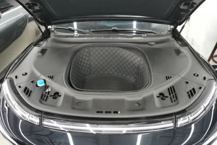 Used XPeng P7 2021 480E Engine Bay