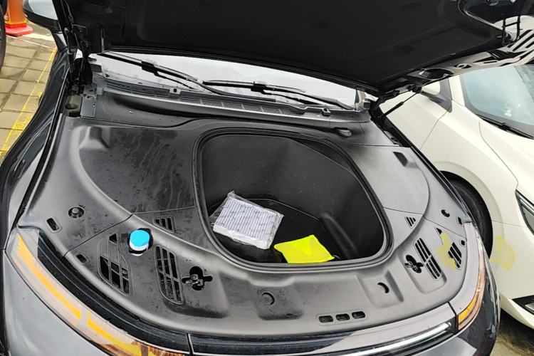 Used XPeng P7 2021 480G Engine Bay