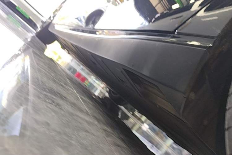 Used XPeng P7 2021 480G Left Side Sill