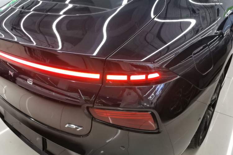 Used XPeng P7 2021 480E Right Rear Taillight