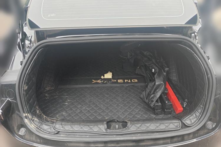 Used XPeng P7 2021 480N Trunk