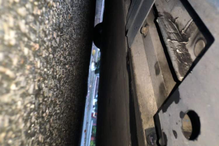 Used XPeng P7 2021 670G Chassis Front Right