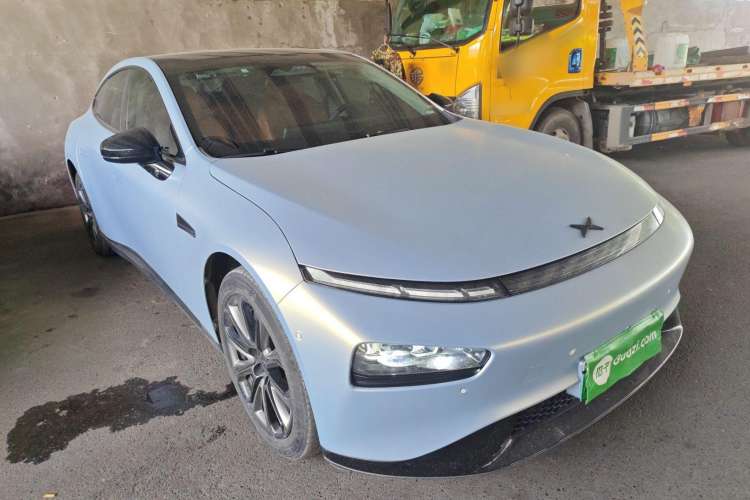 Used XPeng P7 2021 480E Front Right 45 Deg