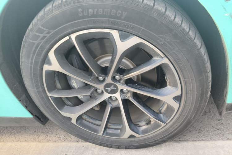 Used XPeng P7 2021 480N Right Front Wheel Hub