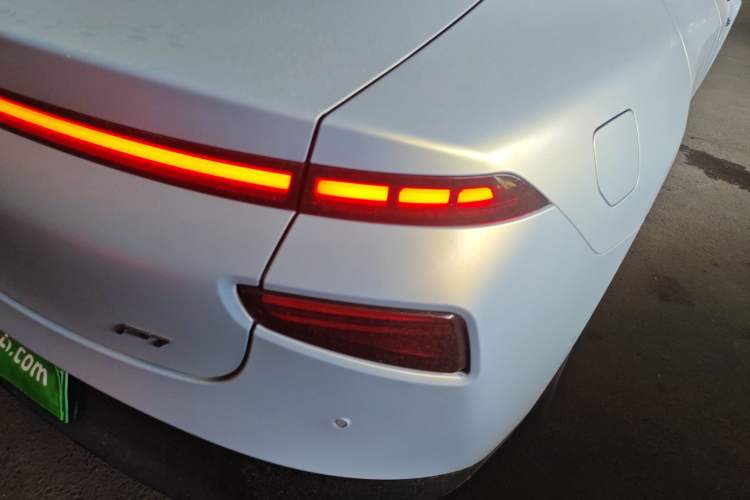 Used XPeng P7 2021 480E Right Rear Taillight