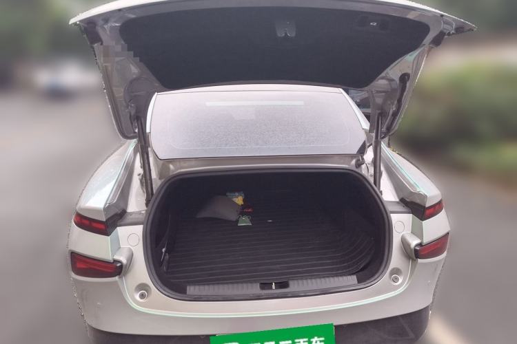 Used XPeng P7 2021 480N Trunk