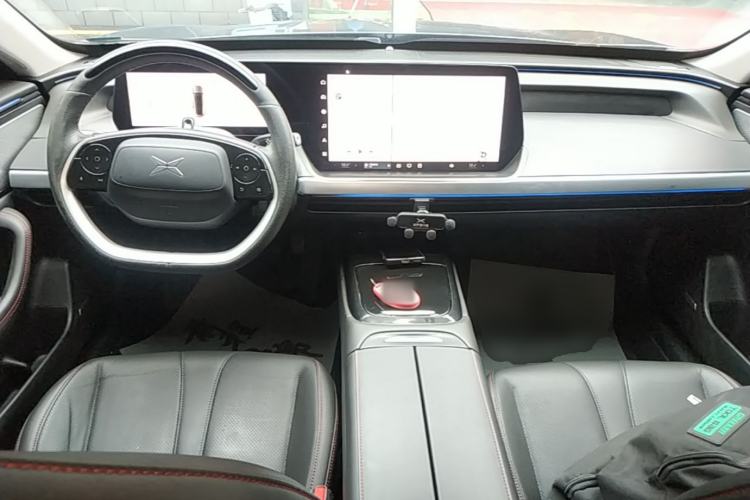 Used XPeng P7 2021 480N Center Console