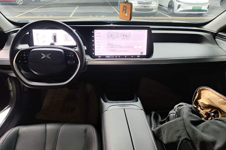 Used XPeng P7 2021 670G Center Console