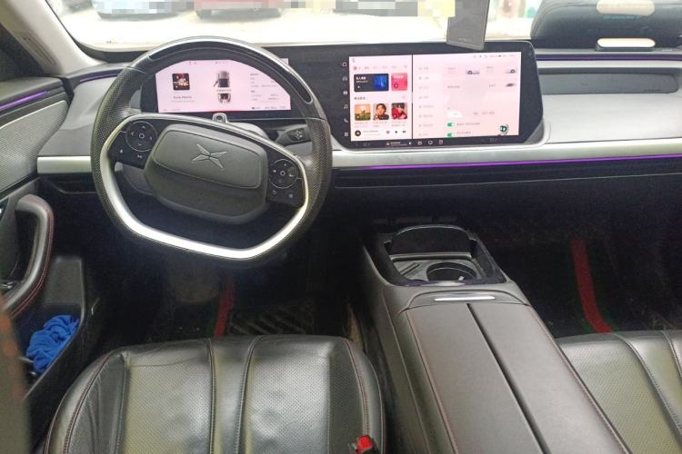 Used XPeng P7 2021 480N Center Console