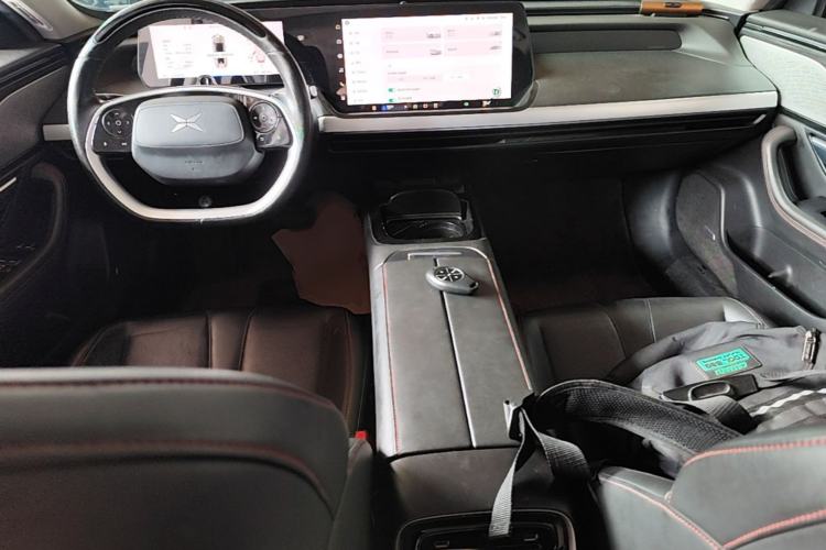 Used XPeng P7 2021 480N Center Console