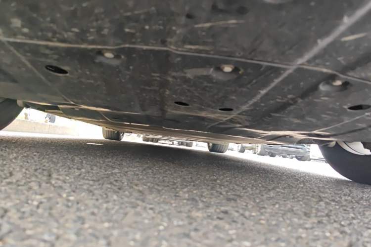 Used XPeng P7 2021 670G Chassis Front