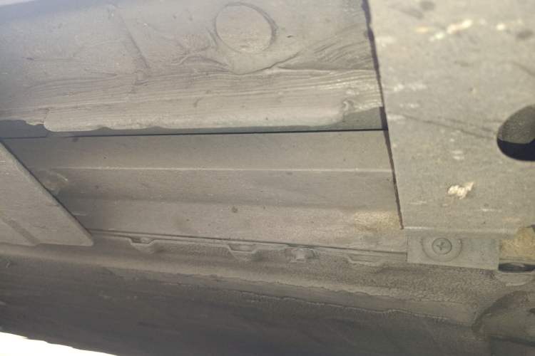 Used XPeng P7 2021 480N Chassis Front Right