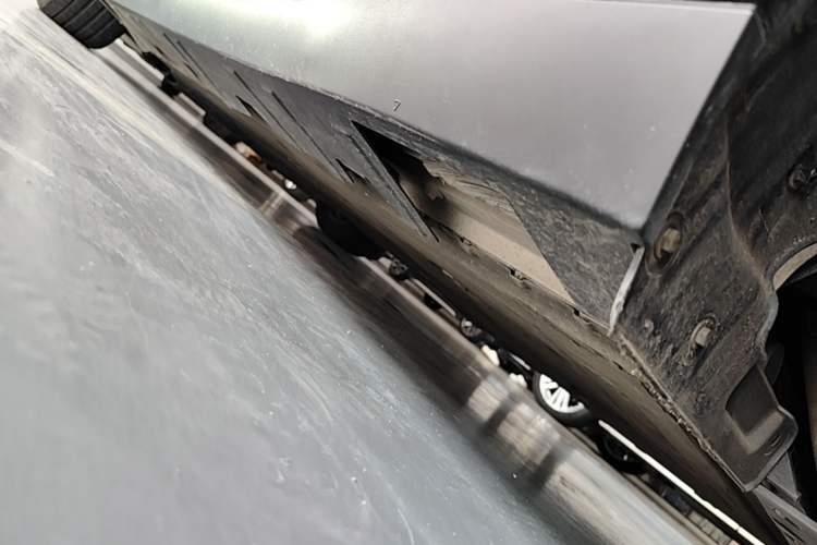 Used XPeng P7 2021 480N Chassis Rear Left