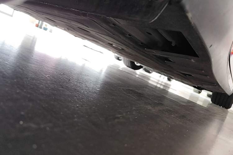 Used XPeng P7 2021 480N Chassis Rear Right