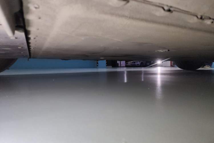 Used XPeng P7 2021 480N Chassis Rear Right