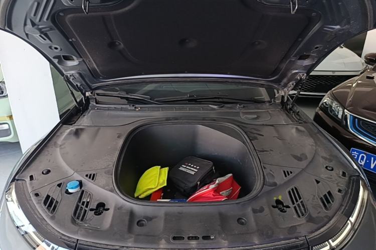 Used XPeng P7 2021 480N Engine Bay