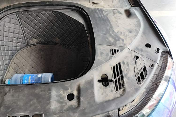 Used XPeng P7 2021 480N Engine Bay Left