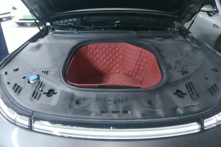 Used XPeng P7 2021 670E Pengyi Edition Engine Bay