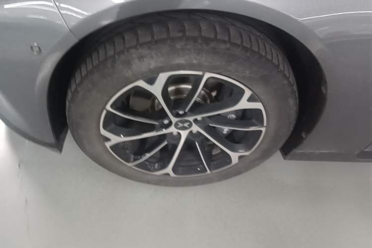 Used XPeng P7 2021 480N Exterior 4