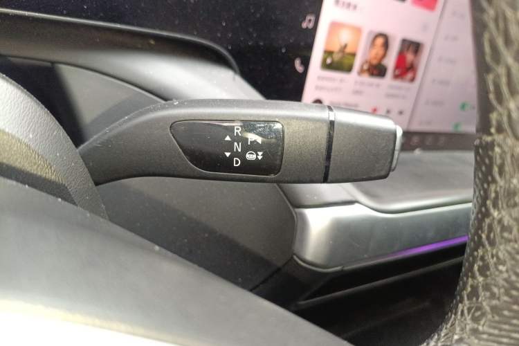 Used XPeng P7 2021 480N Gear Lever