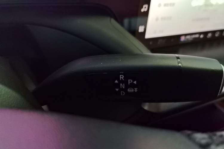 Used XPeng P7 2021 480N Gear Lever