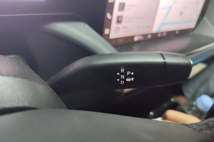 Used XPeng P7 2021 670G Gear Lever