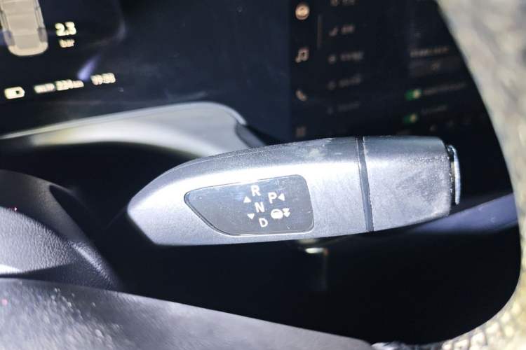 Used XPeng P7 2021 480N Gear Lever