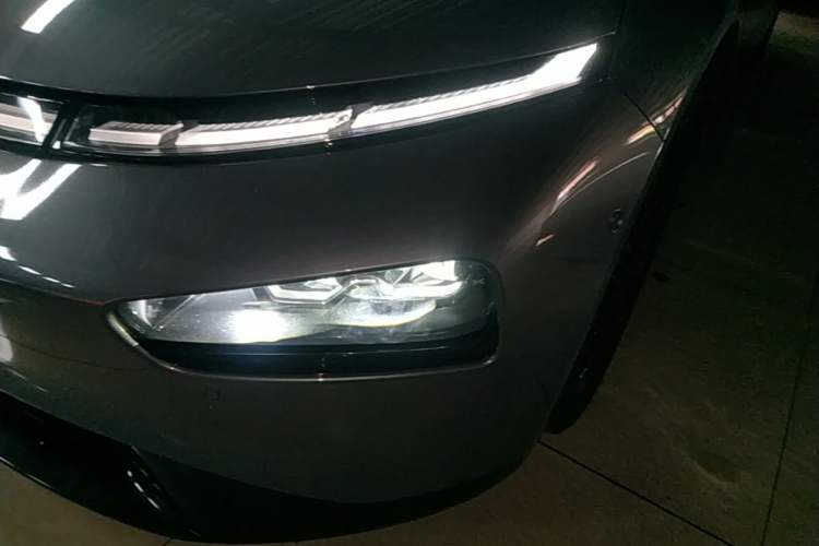 Used XPeng P7 2021 670E Pengyi Edition Left Front Headlight