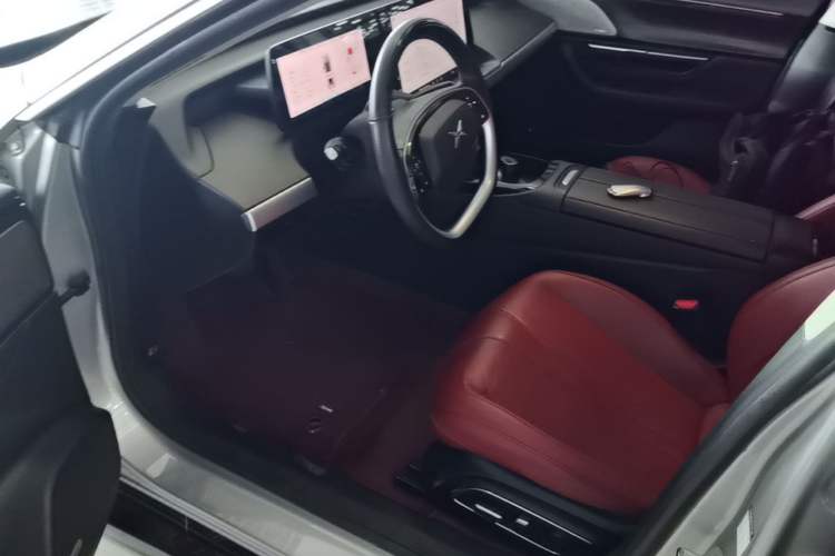 Used XPeng P7 2021 480N Left Front Seat