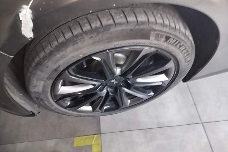 Used XPeng P7 2021 480E Left Front Wheel Hub