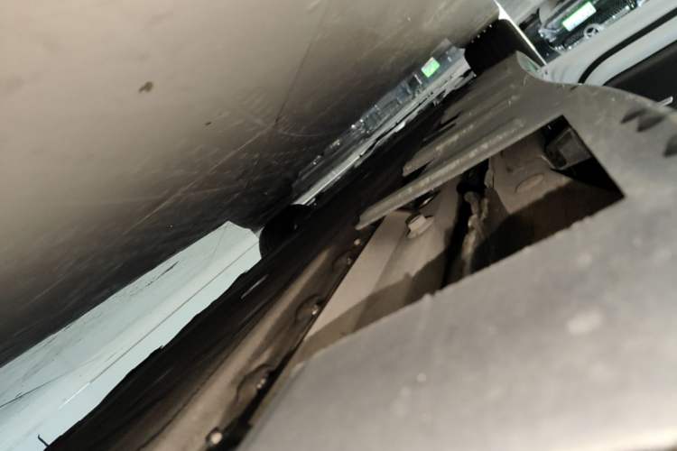 Used XPeng P7 2021 480N Left Side Sill
