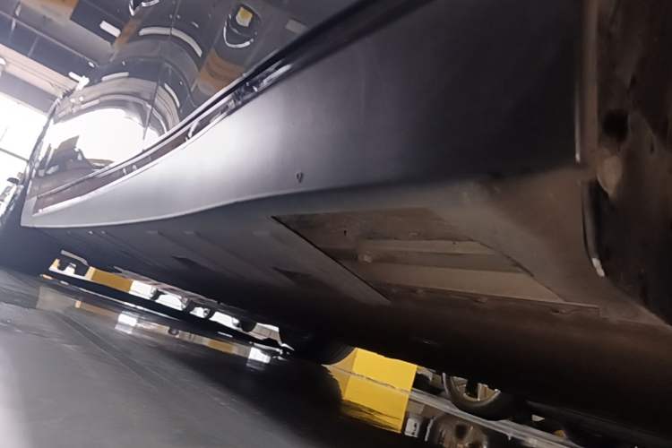 Used XPeng P7 2021 480N Left Side Sill