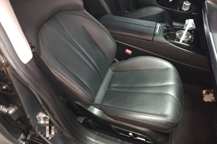 Used XPeng P7 2021 480G Right Front Seat