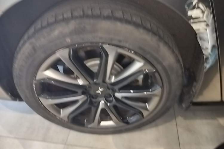 Used XPeng P7 2021 480E Right Rear Wheel Hub