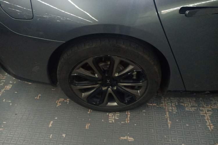 Used XPeng P7 2021 480N Right Rear Wheel Hub