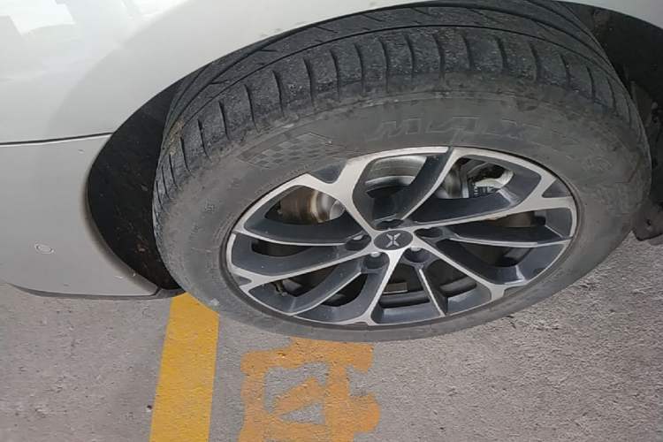 Used XPeng P7 2021 480N Right Rear Wheel Hub