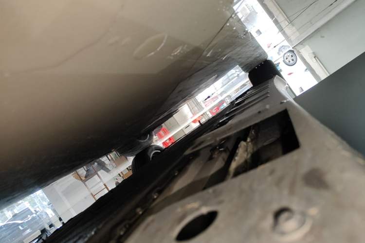 Used XPeng P7 2021 480N Right Side Sill