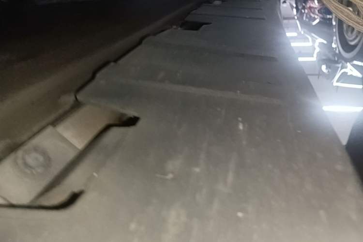 Used XPeng P7 2021 480N Right Side Sill