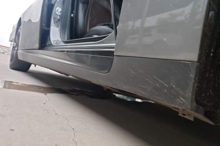 Used XPeng P7 2021 670E Pengyi Edition Right Side Sill