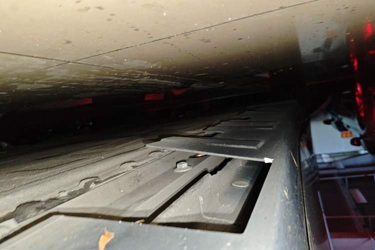 Used XPeng P7 2021 480N Right Side Sill