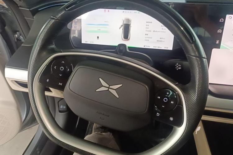 Used XPeng P7 2021 670G Steering Wheel