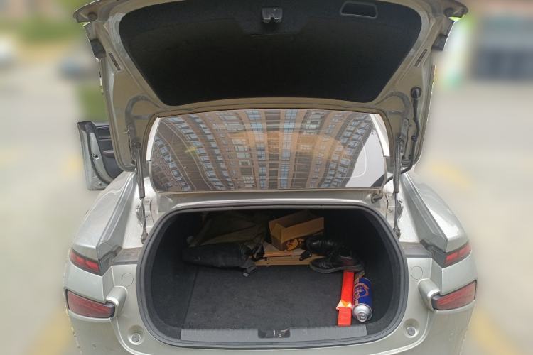 Used XPeng P7 2021 480N Trunk