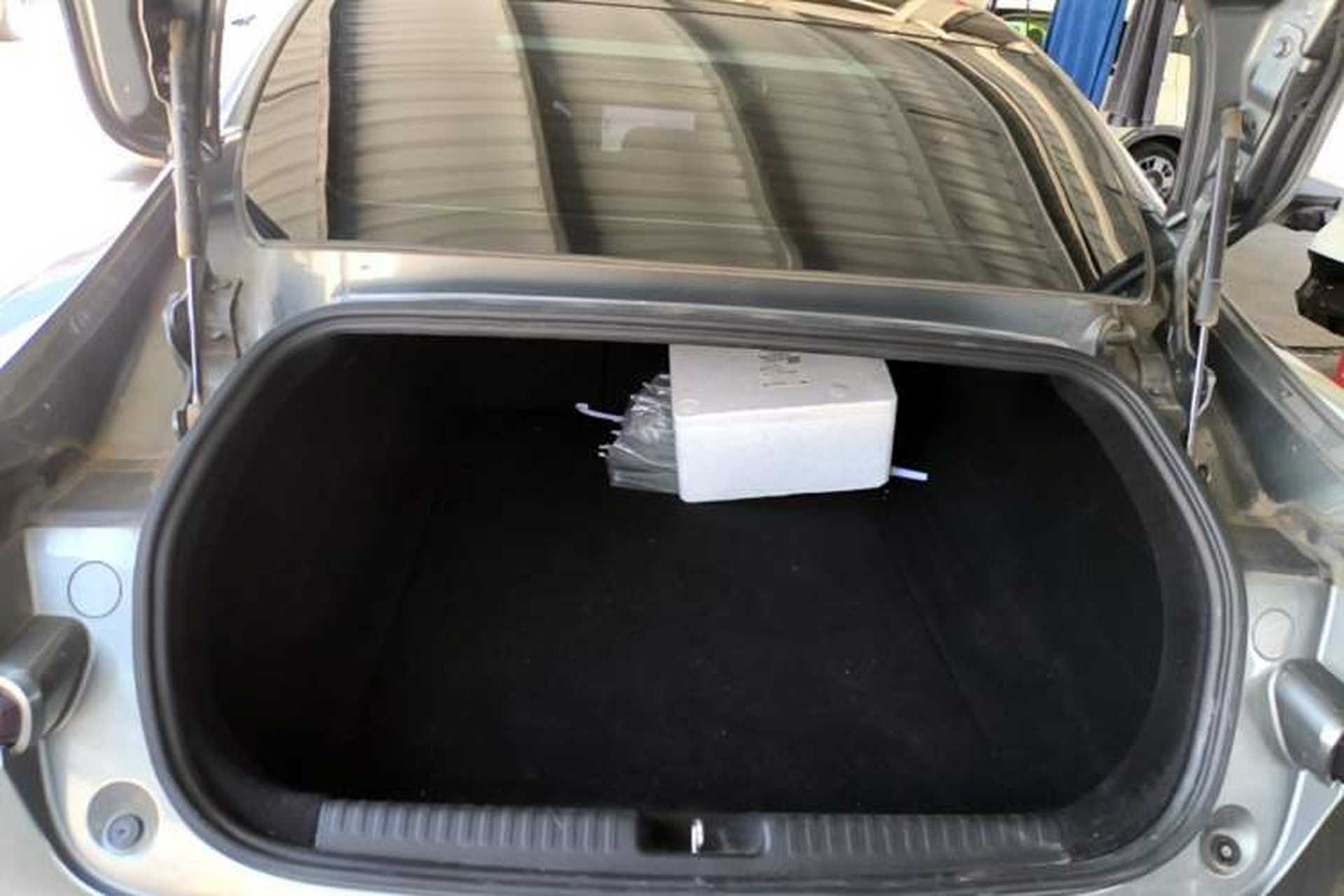 Used XPeng P7 2021 480N Trunk