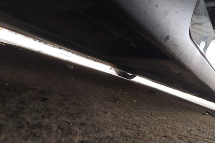 Used XPeng P7 2021 670E Pengyi Edition Chassis Front Left