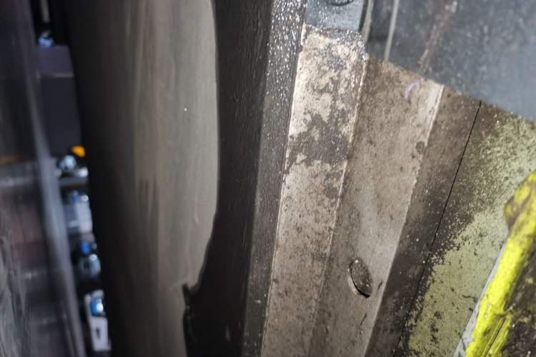 Used XPeng P7 2021 670E Pengyi Edition Chassis Front Left